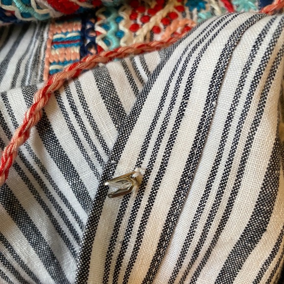 J. Jill, Love Linen, 100% Linen Embroidered Tassel Striped Boho Top, White, Blue - Picture 8 of 9